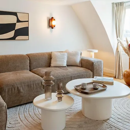 Luxurious Flat With Ac & Lift - Luxembourg Gardens Apartamento