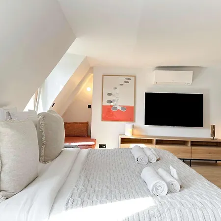Luxurious Flat With Ac & Lift - Luxembourg Gardens *